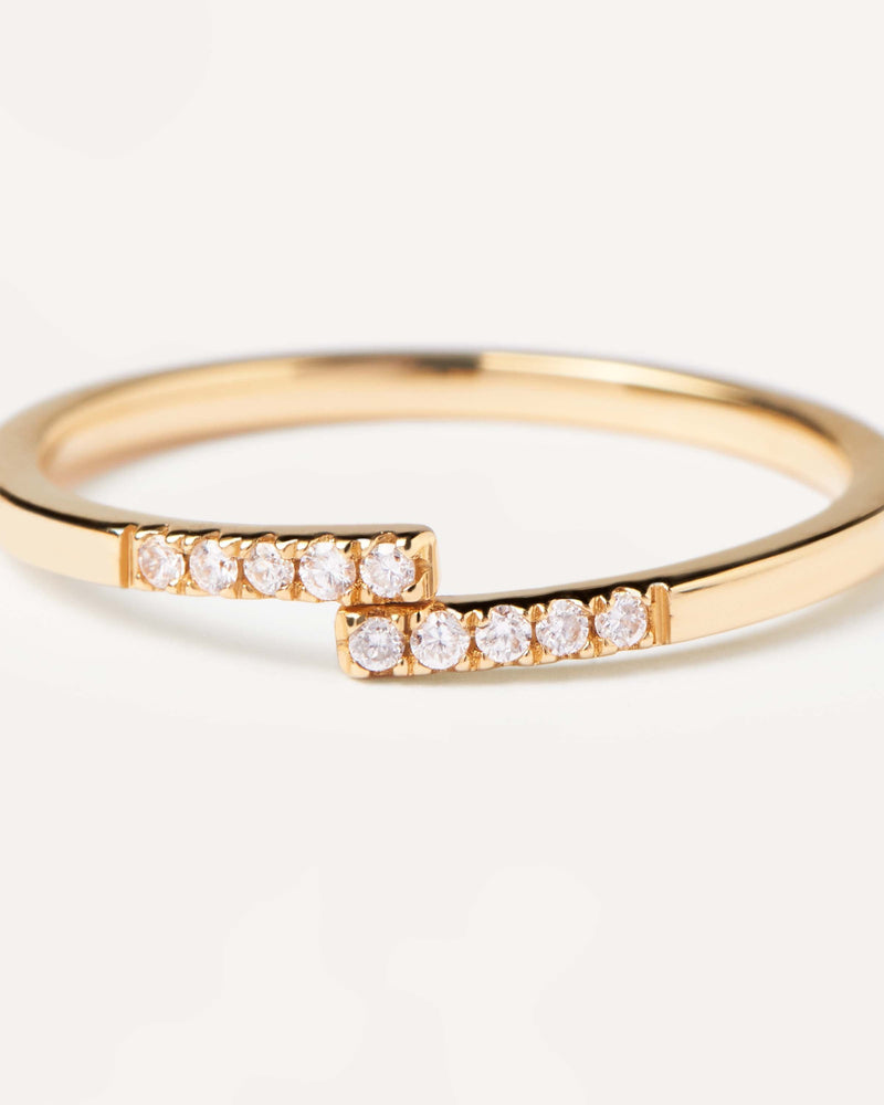 Diamonds and gold Cross Ring - 
  
    18K Gold
  
