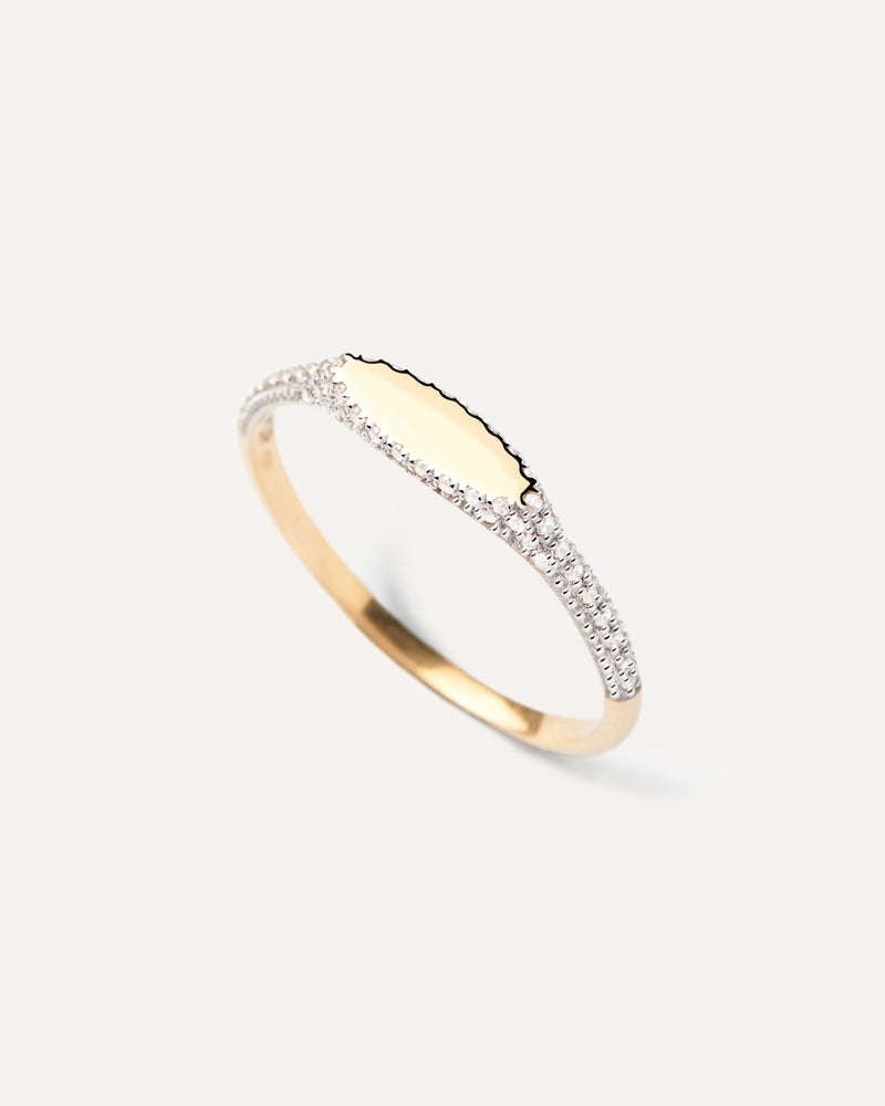 Diamonds and Gold Tess Stamp Ring - 
  
    18K Gold
  
