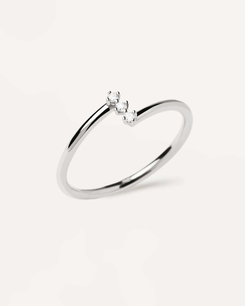 Diamonds and White Gold Balance Ring - 
  
    18K White gold / Rhodium silver plating
  
