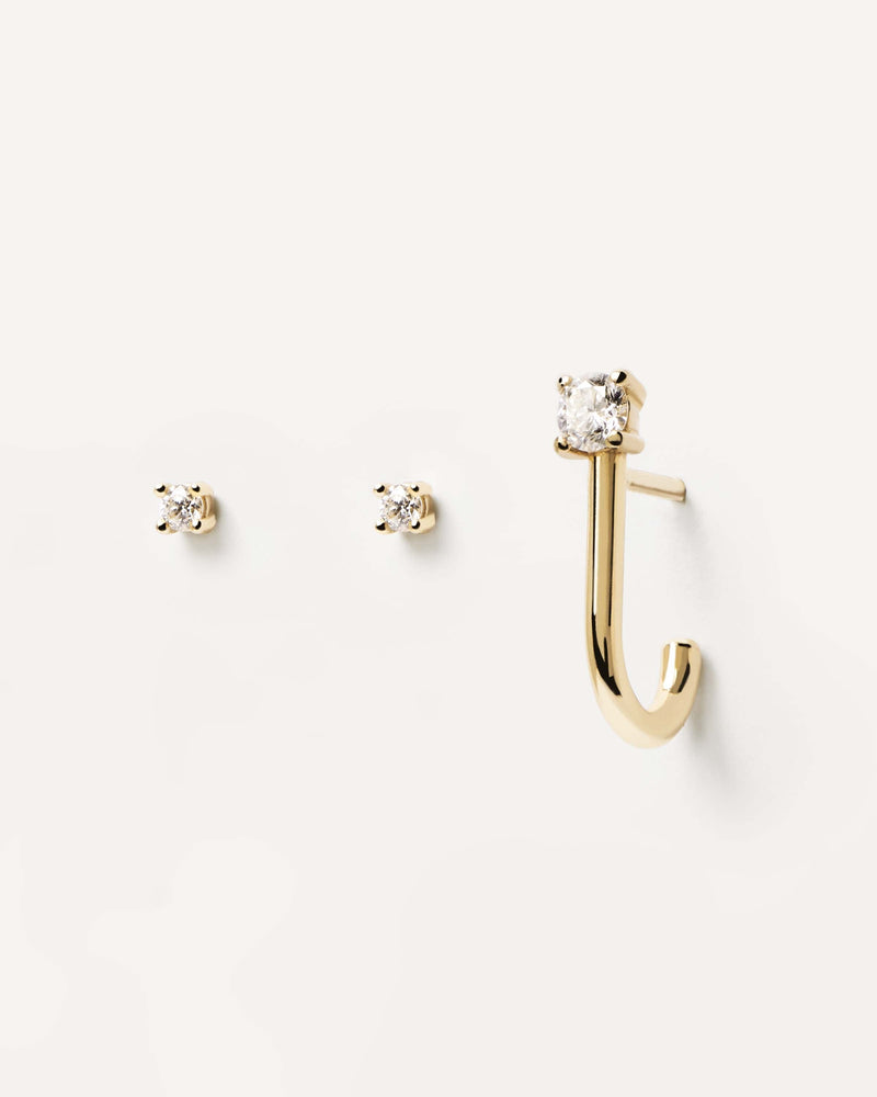 Diamonds and Gold Solitaire Earrings Set - 
  
    18K Gold
  
