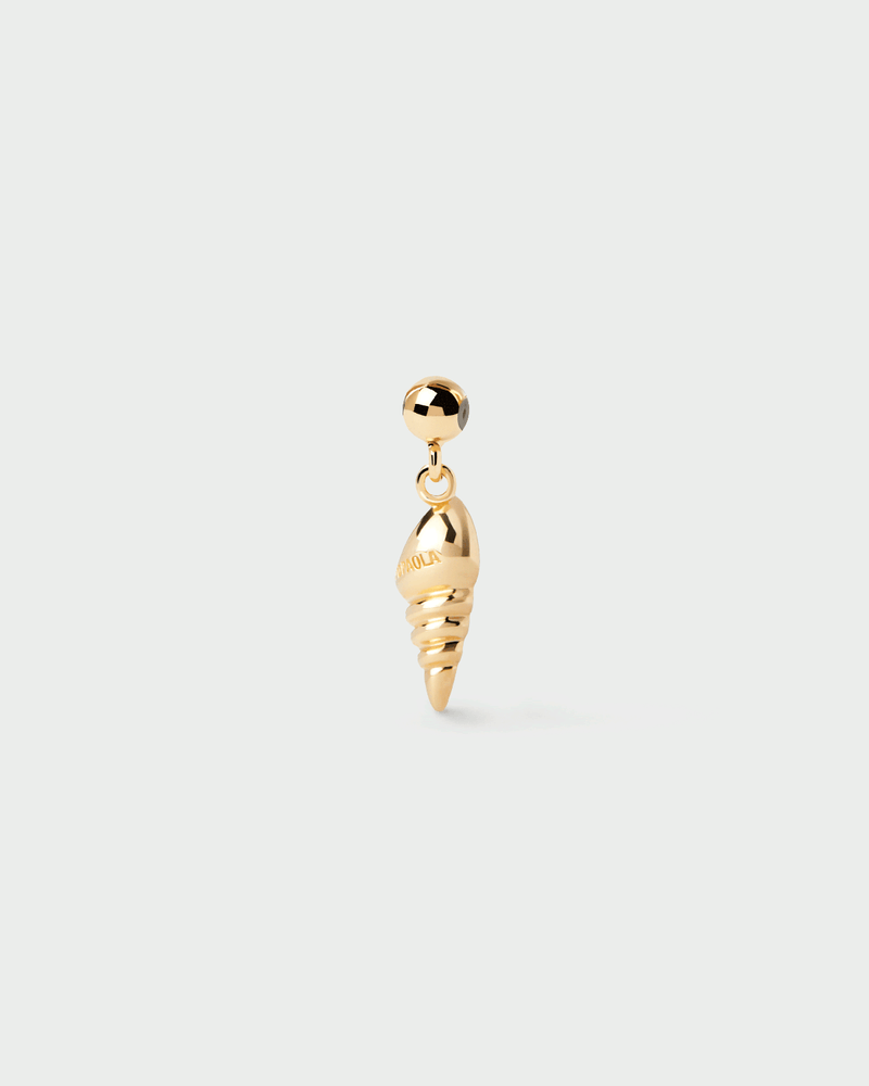 Shell Charm - 
  
    Sterling Silver / 18K Gold plating
  
