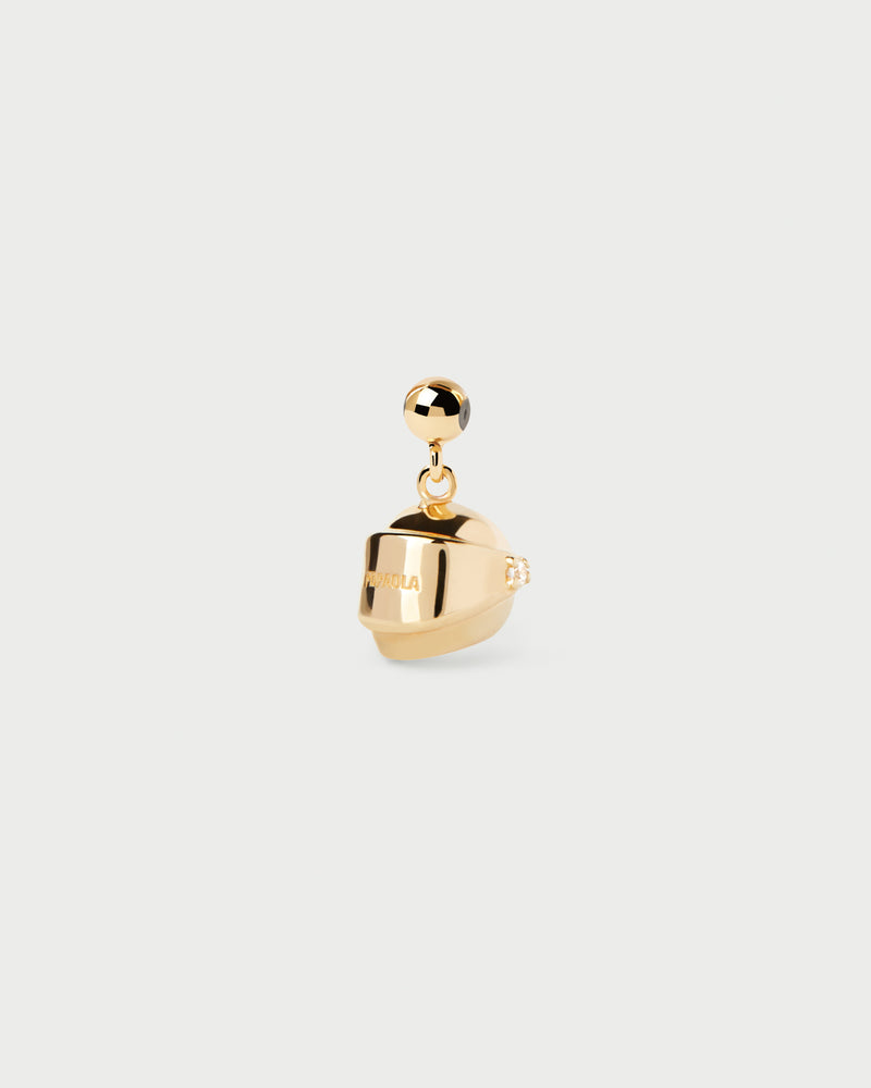 Charm Casco - 
  
    Plata de Ley / Baño de Oro 18K
  
