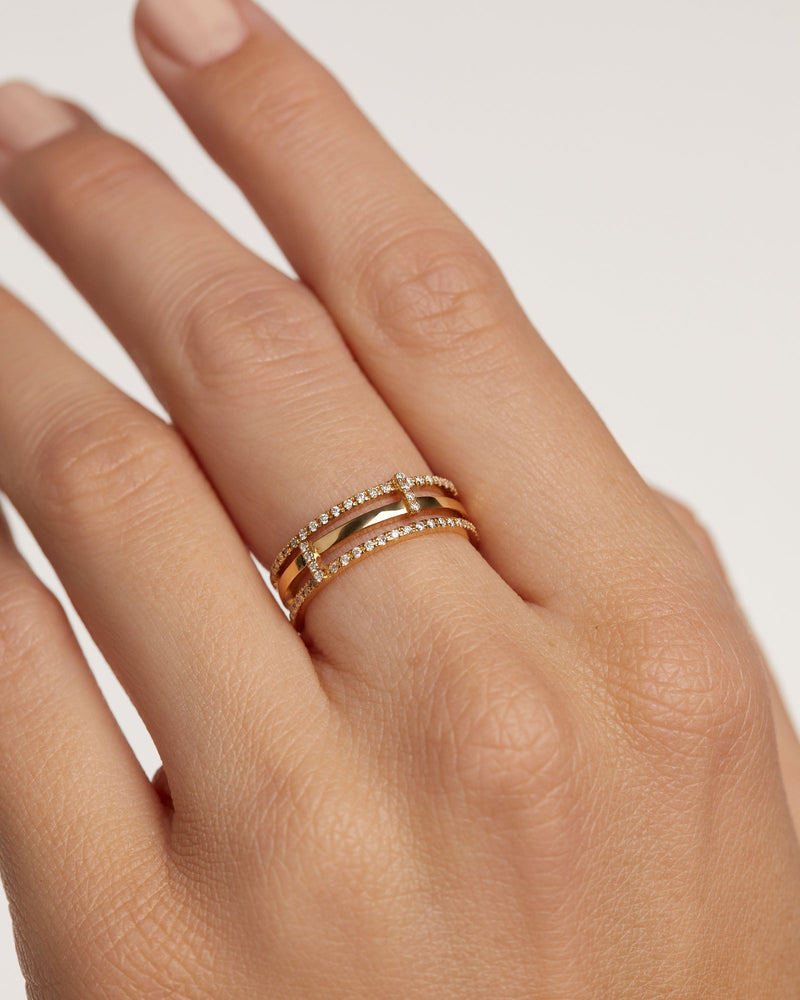 Diamonds and gold Track Ring - 
  
    18K Gold
  
