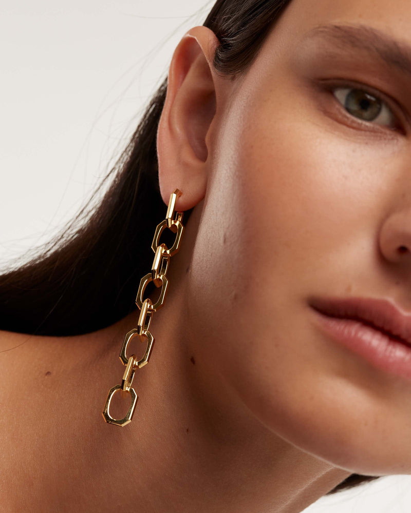 Endless Signature Chain Earrings - 
  
    Brass / 18K Gold plating
  
