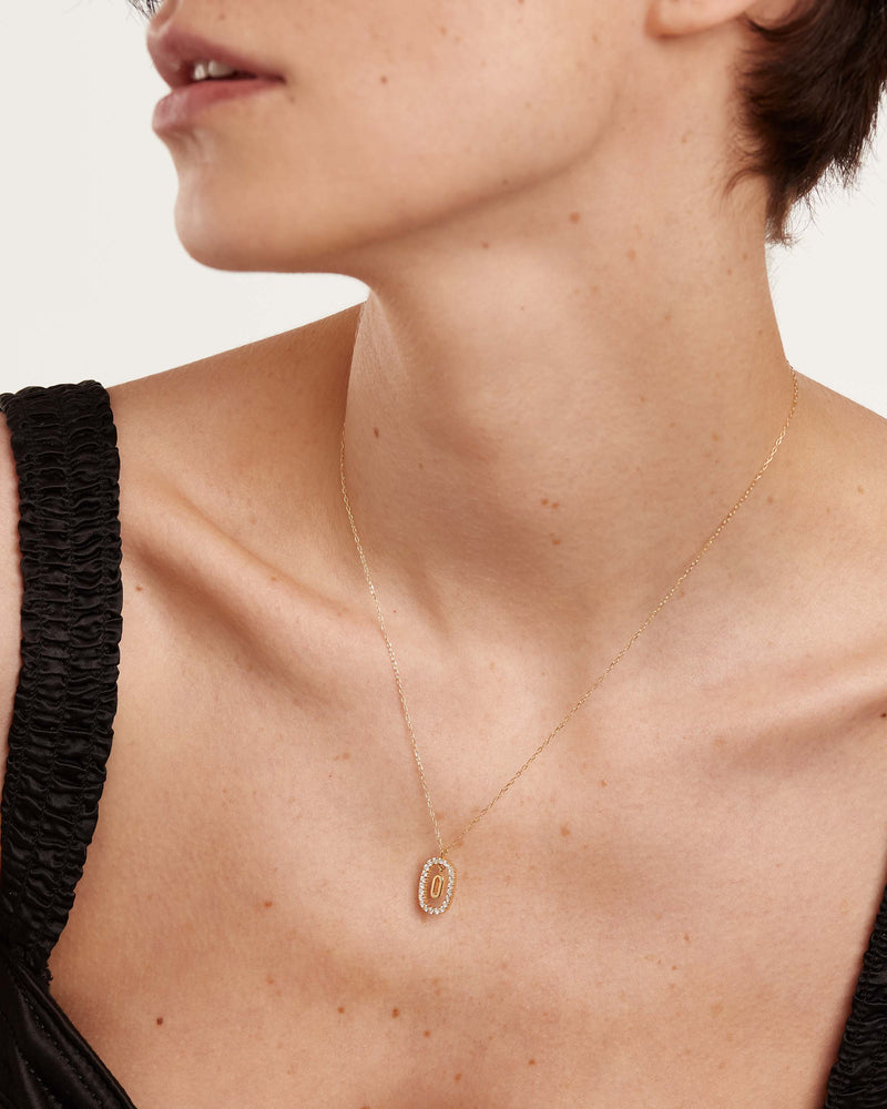 Diamonds and Gold Letter O Necklace - 
  
    18K Gold
  
