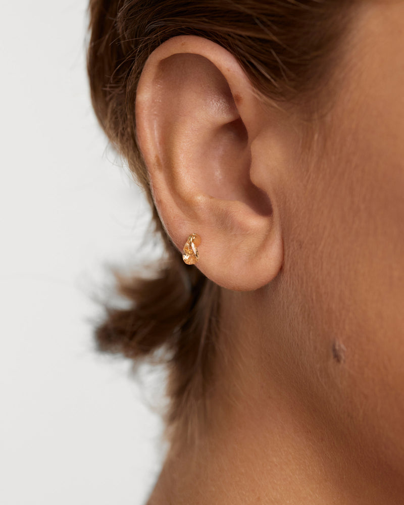 Peach Lily single earring - 
  
    Sterling Silver / 18K Gold plating
  
