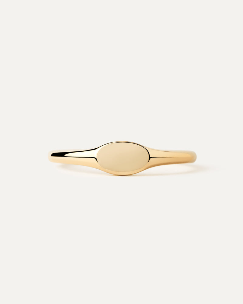 Oval mini stamp ring - 
  
    Sterling Silver / 18K Gold plating
  
