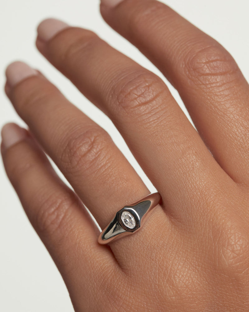 Bague chevalière en argent Karry - 
  
    Argent massif
  
