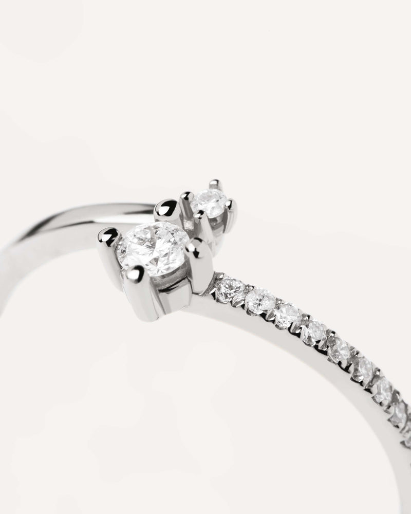 Diamonds and White Gold Swing Ring - 
  
    18K White gold / Rhodium silver plating
  
