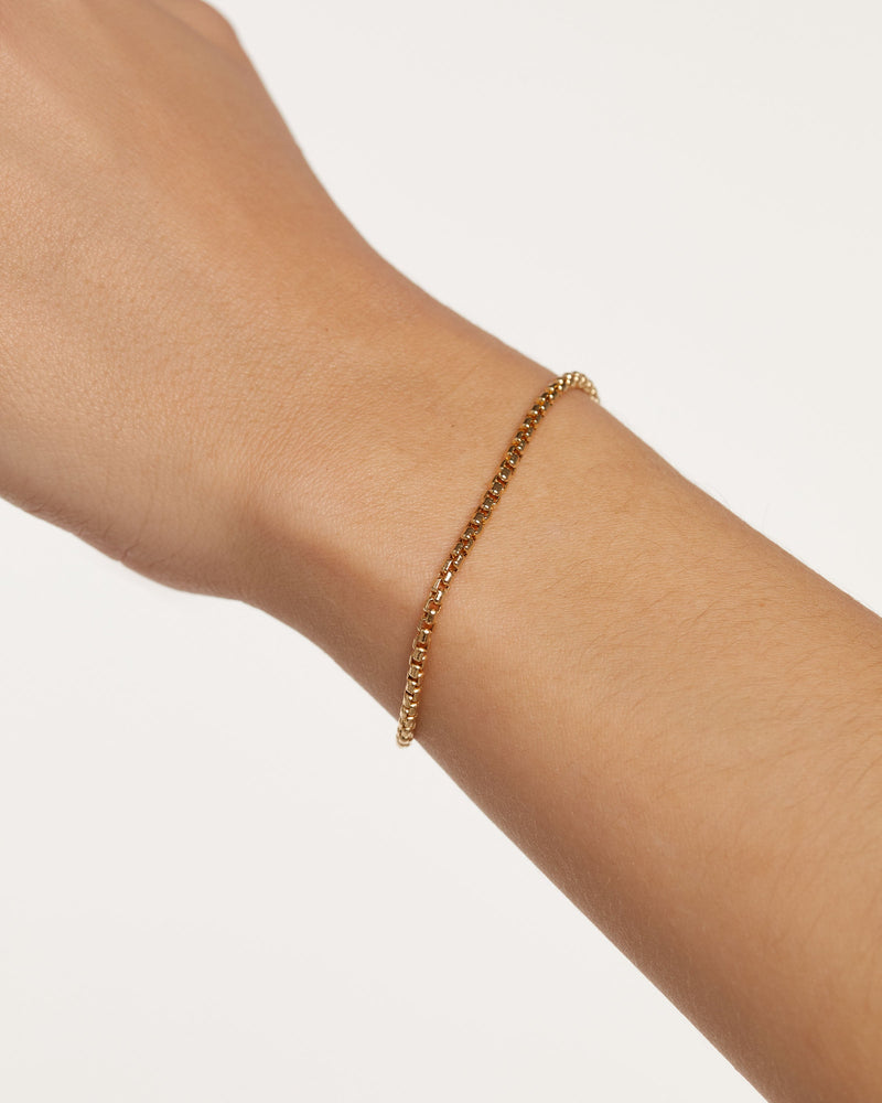 Gold Box Chain Bracelet - 
  
    18K Gold
  
