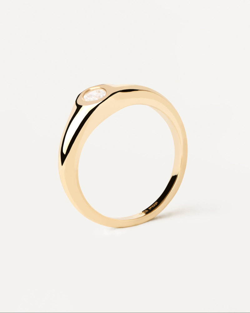 Anillo Sello Karry - 
  
    Plata de Ley / Baño de Oro 18K
  
