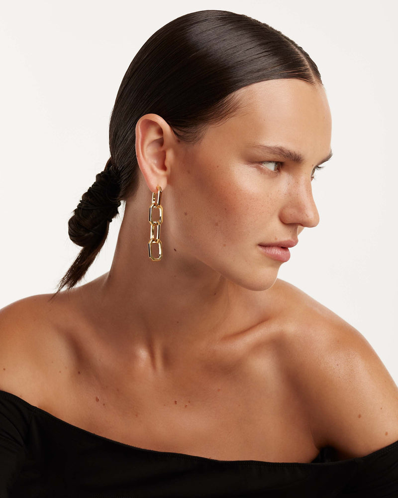 Signature Chain Earrings - 
  
    Brass / 18K Gold plating
  
