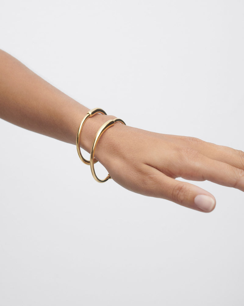 Brazalete Loop - 
  
    Latón / Baño de Oro 18K
  
