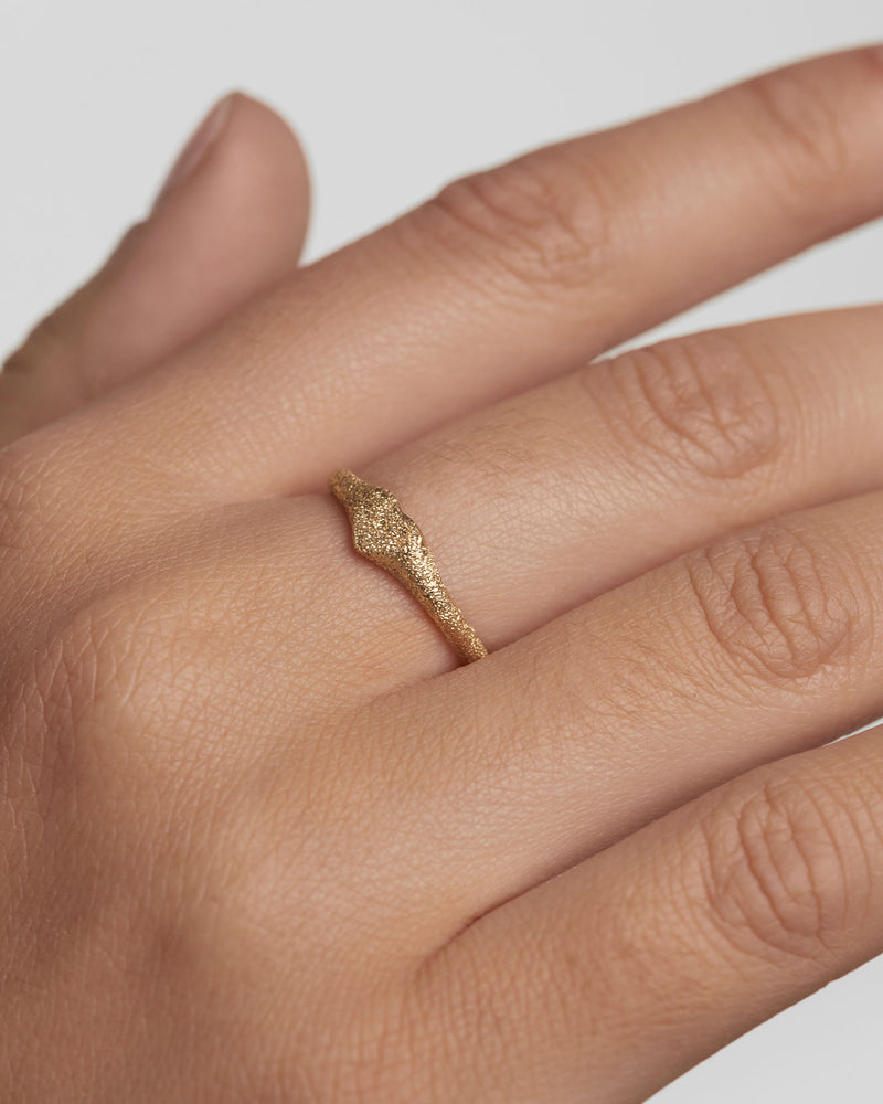 Sandblasted Gold Heart Stamp Ring - 
  
    18K Gold
  
