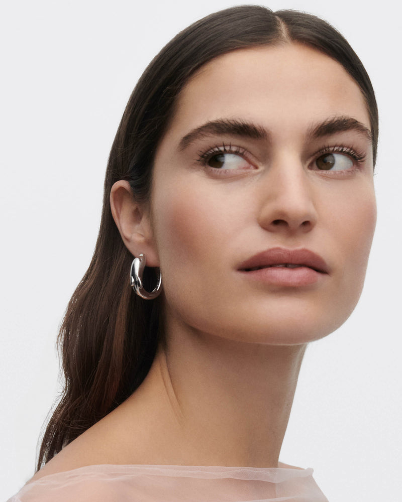 Orecchini a cerchio in argento Dolphin - 
  
    Argento sterling
  
