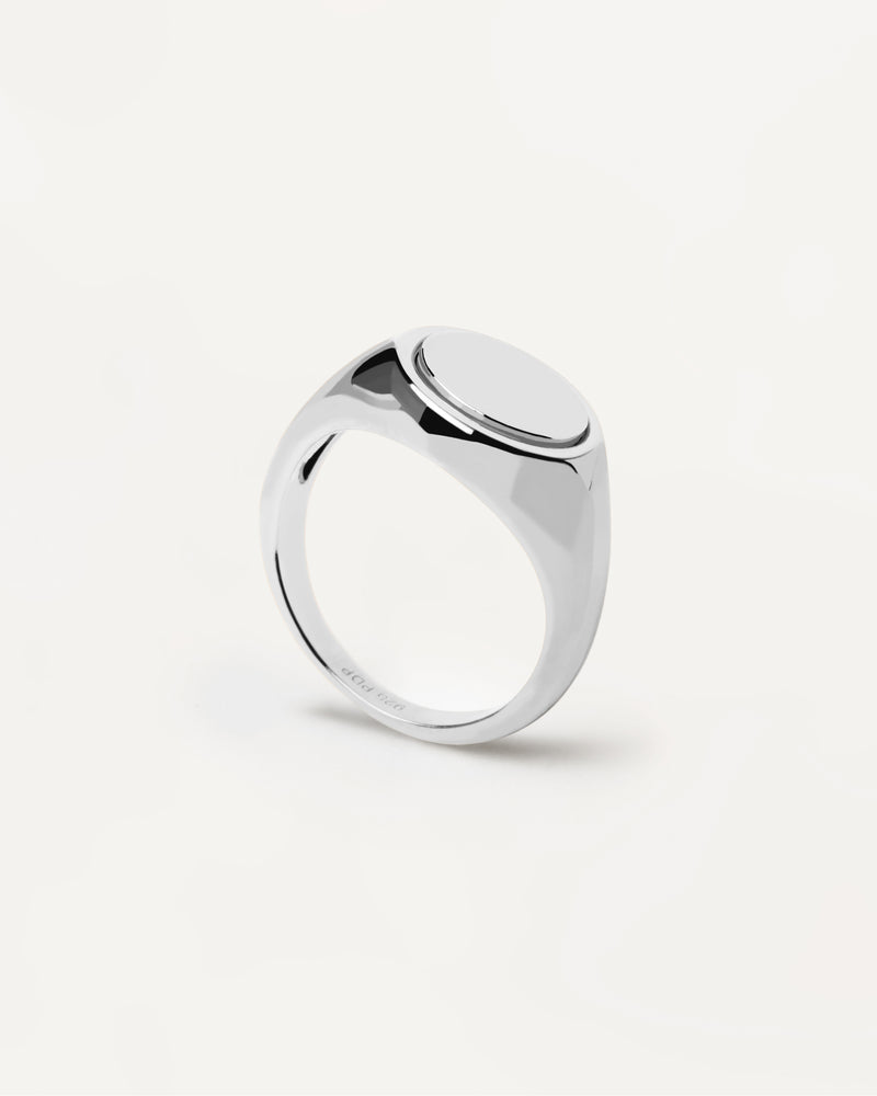 Stamp Silver Ring - 
  
    Plata de Ley
  
