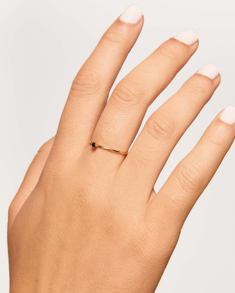 Black Solitary Ring - 
  
    Sterling Silver / 18K Gold plating
  
