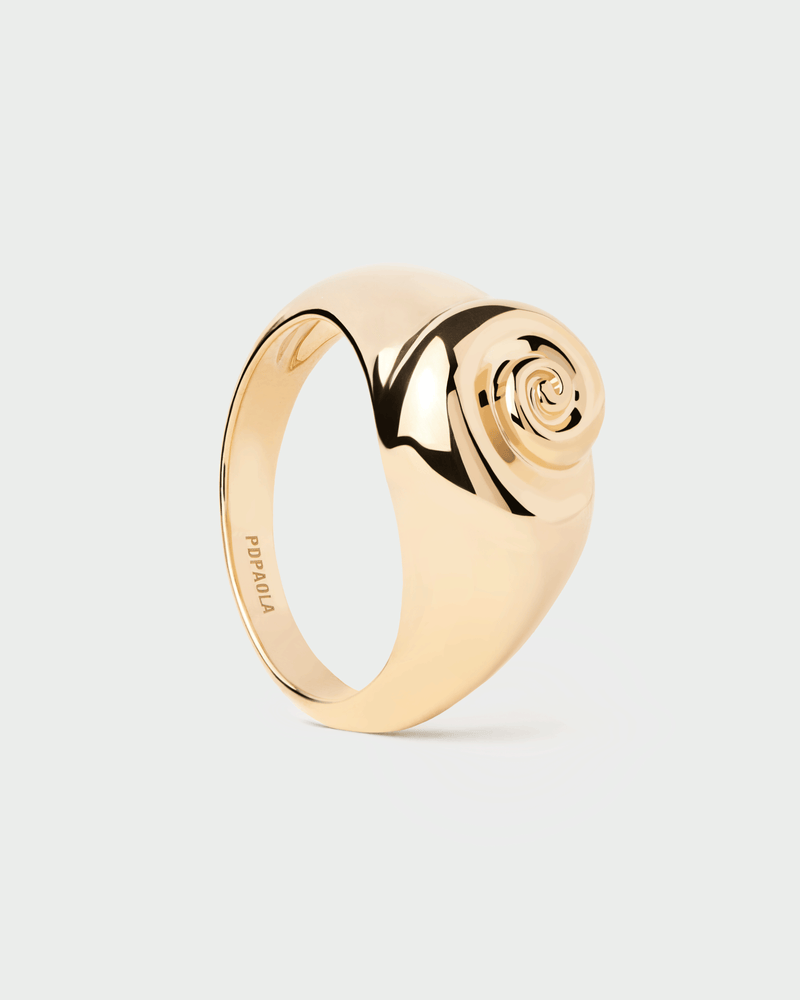 Anillo Shell - 
  
    Plata de Ley / Baño de Oro 18K
  
