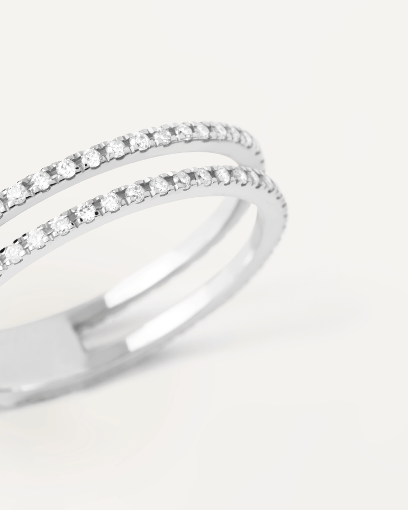 Diamonds And White Gold Eternity Dual Ring - 
  
    18K White gold / Rhodium silver plating
  
