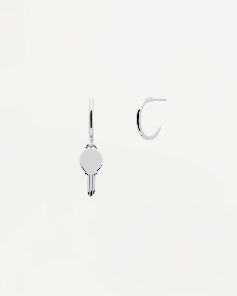 Boucles d’oreilles Eternum en argent - 
  
    Argent massif
  
