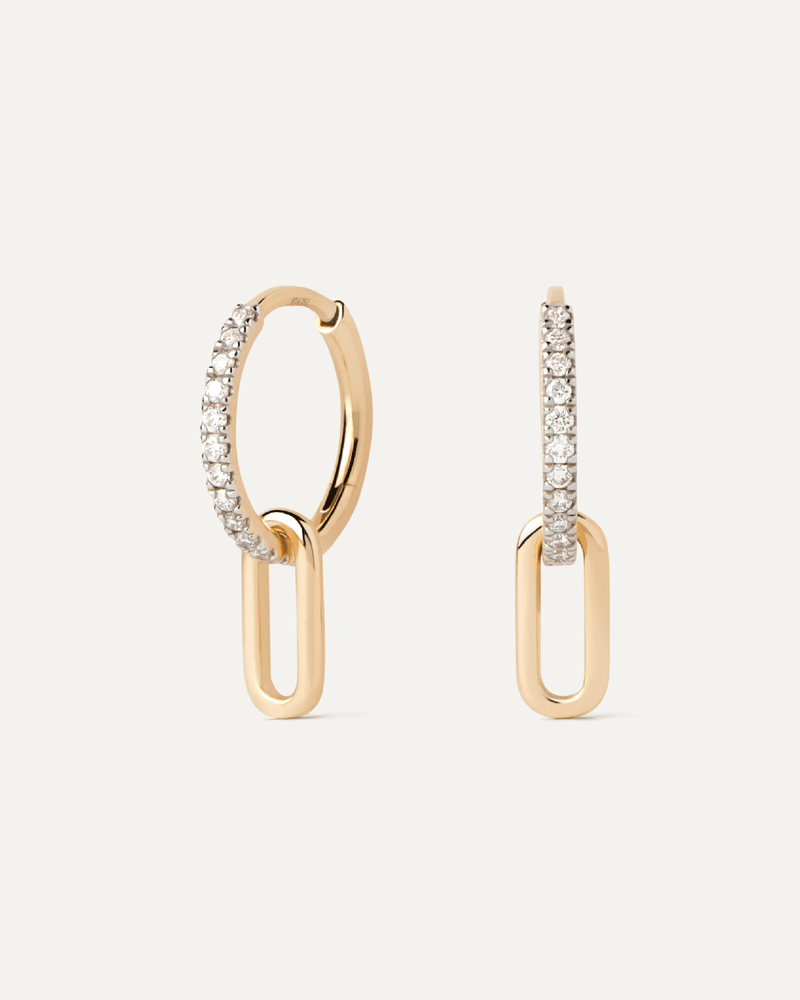 Half-eternity hoop earrings in solid yellow gold and lab-grown diamonds with an oval pendant