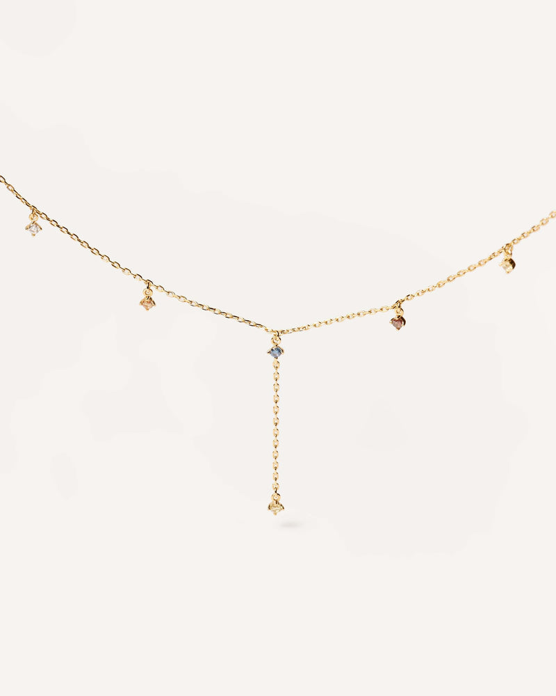 Dainty chain necklace in gold-plated silver with five color stones