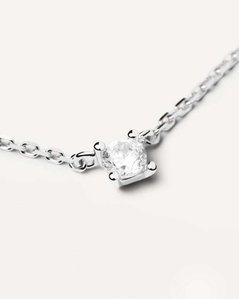 Collier en Diamants et en Or Blanc Solitaire Mini - 
  
    Or blanc 18 carats / Placage Argent Rhodié
  
