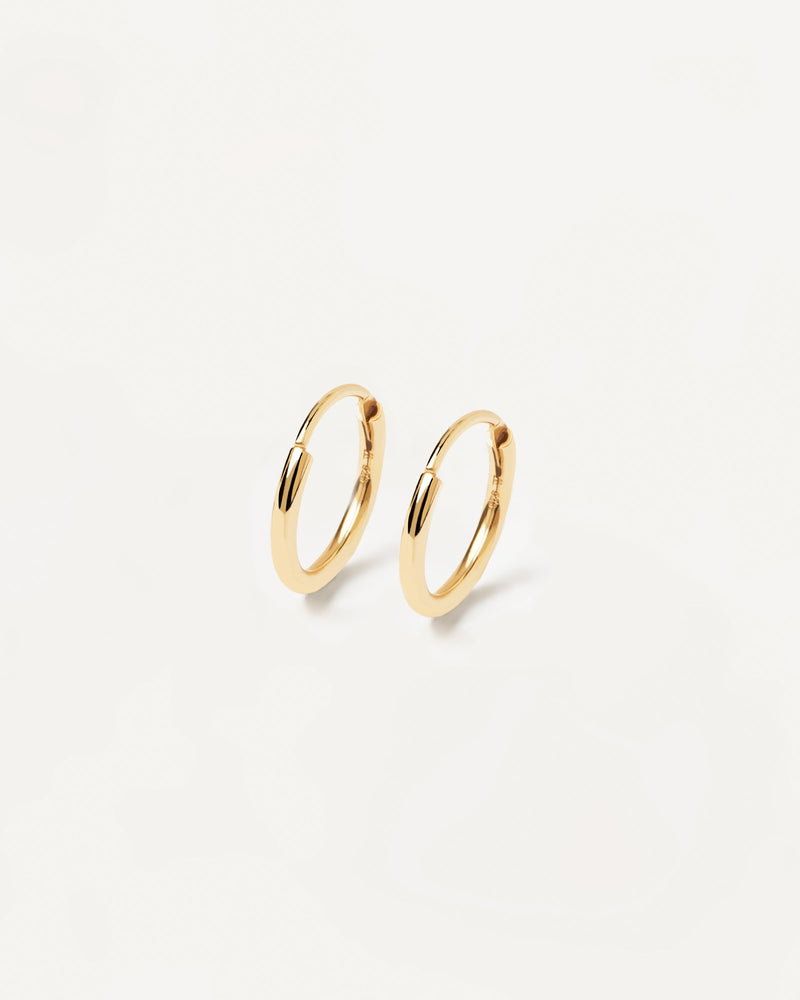 Dainty hoops in gold-plated sterling silver | Mini Hoops | PDPAOLA
