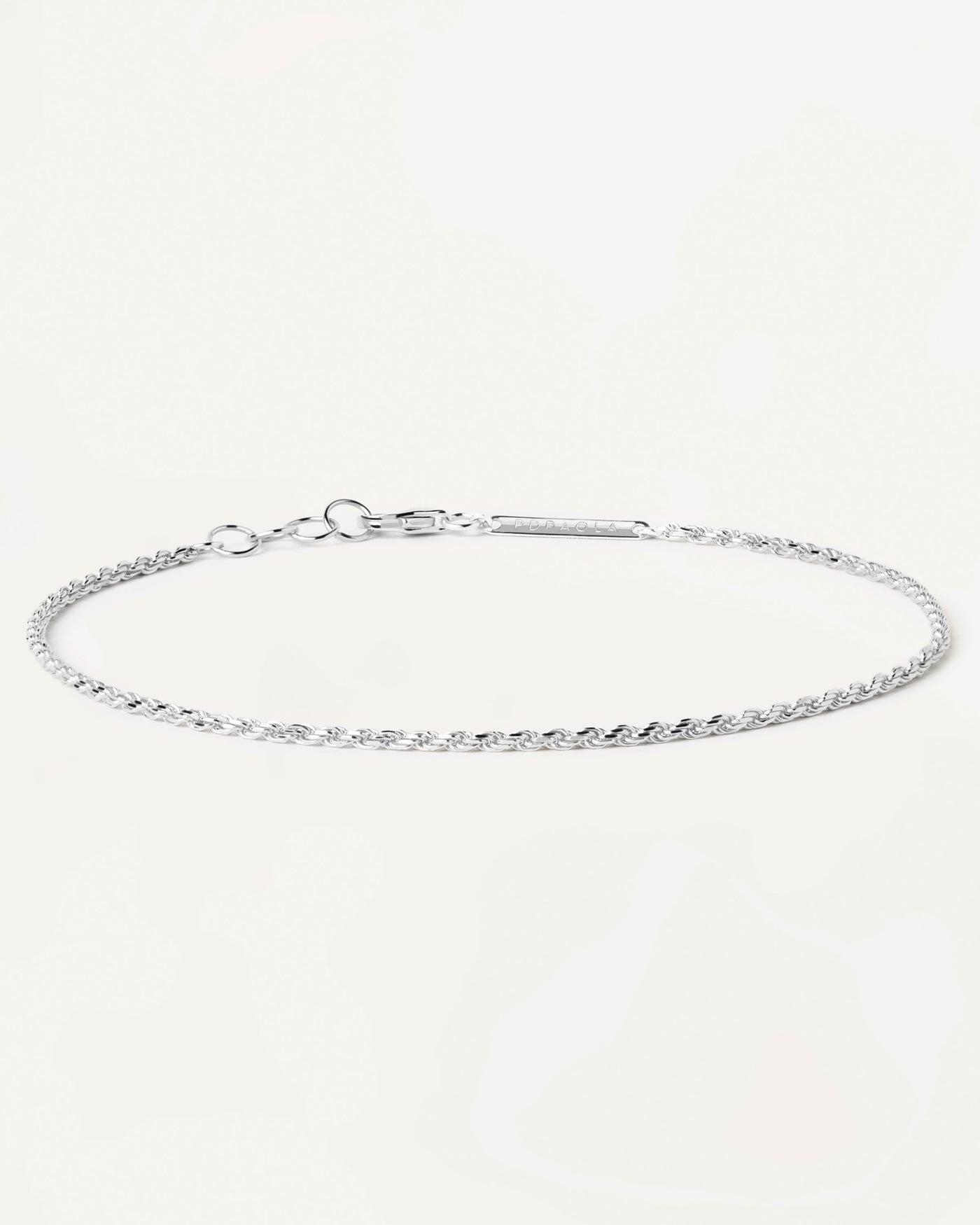 LV Volt Upside Down Chain Bracelet, White Gold And Diamonds - Jewelry -  Categories | LOUIS VUITTON ®